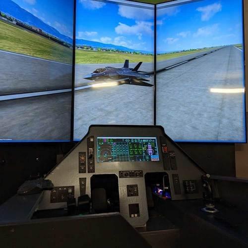 Geschenkidee  Simulateur de vol en avion de chasse F-35A 5th Gen Fighter à zürich (pour 1 personne) 