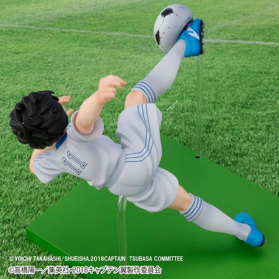 Banpresto  Statische Figur - Die tollen Fussballstars - Ben Becker / Misaki  - Pose de tir 