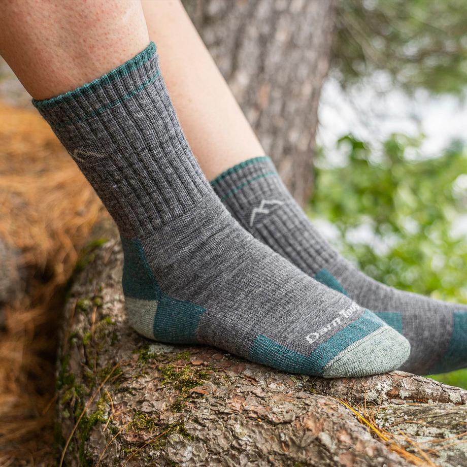 Darn Tough Vermont  Darn Tough Chaussettes Femme Micro Crew Randonnée Mi-Épaisses Laine Mérinos 