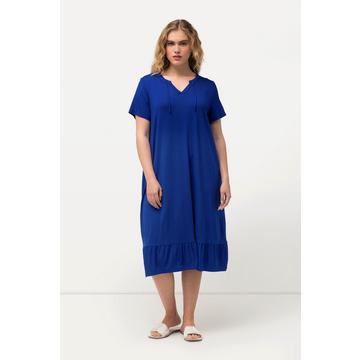 Robe midi en jersey, avec col tunisien et manches courtes. Silhouette en A évasée.