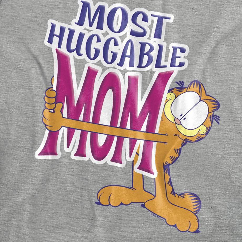 Garfield T-Shirt Most Huggable Mom  