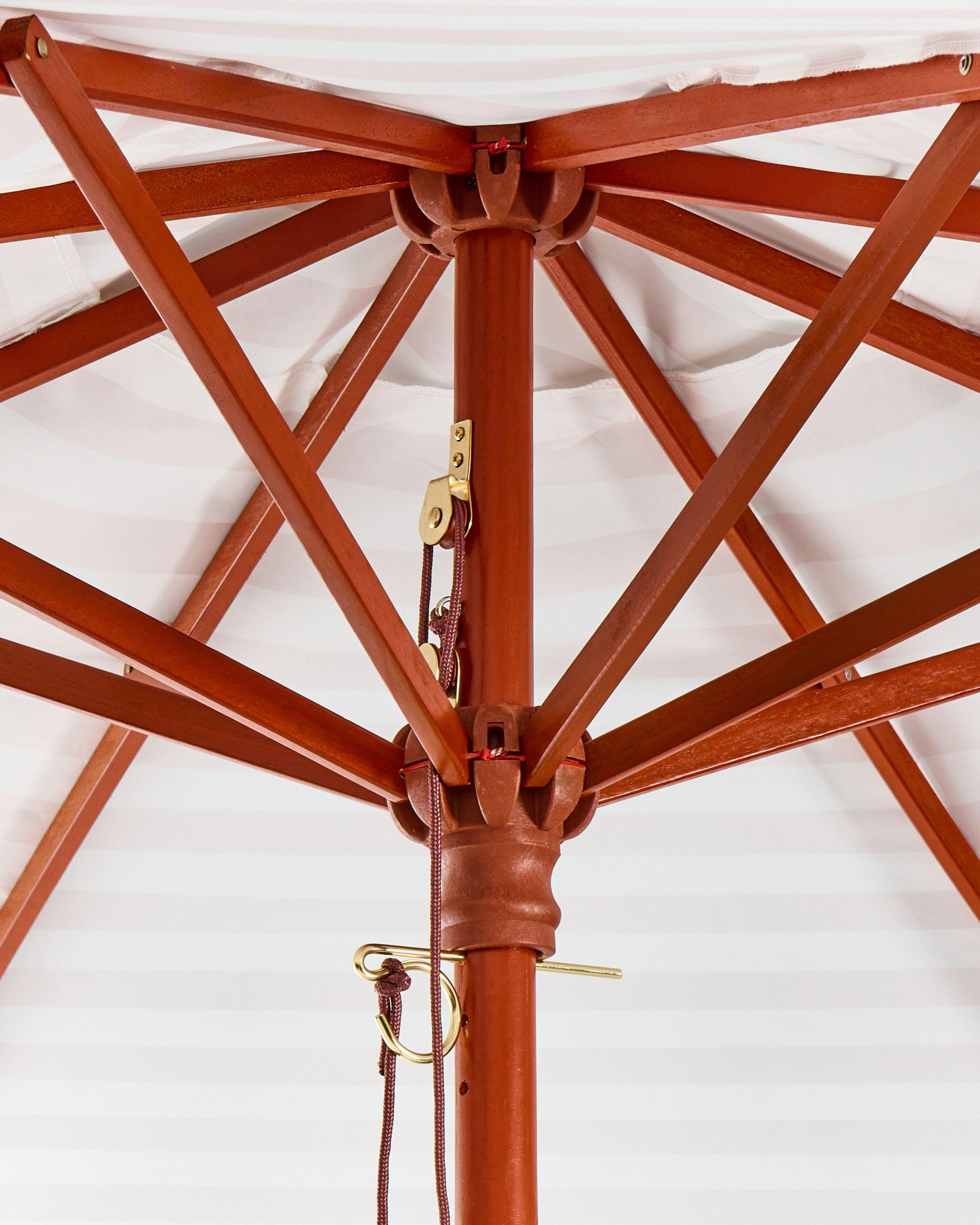 Beliani Ombrellone da esterno en Tessuto FERENTILLO  