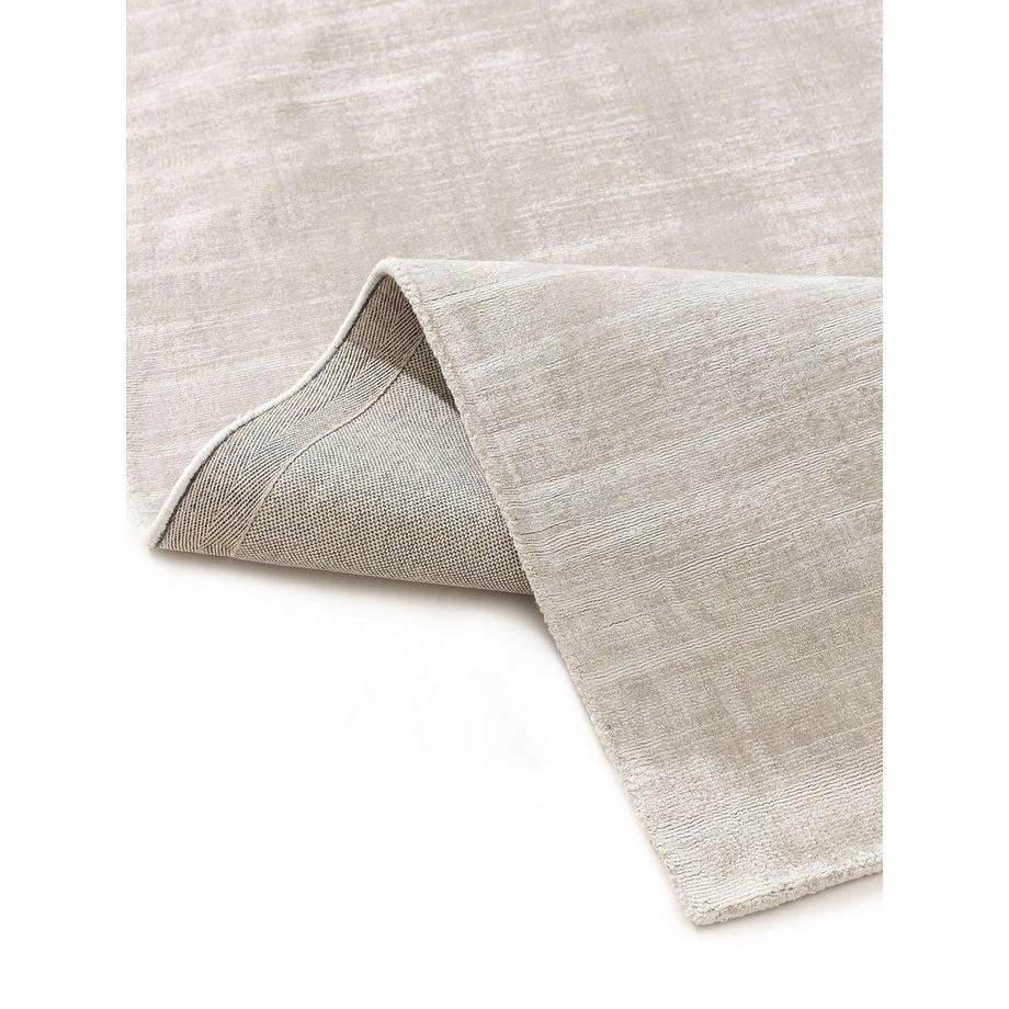 Benuta Tappeto in viscosa Nova Grigio chiaro  