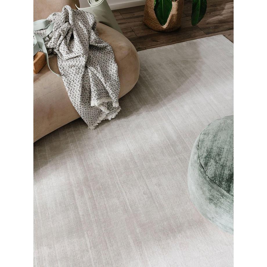 Benuta Tappeto in viscosa Nova Grigio chiaro  