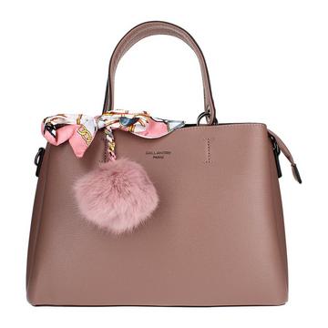 Borsa con foulard e pompon rosa antico