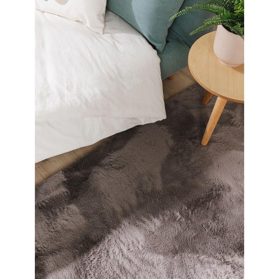 Benuta Kunstfellteppich Furry Grau  