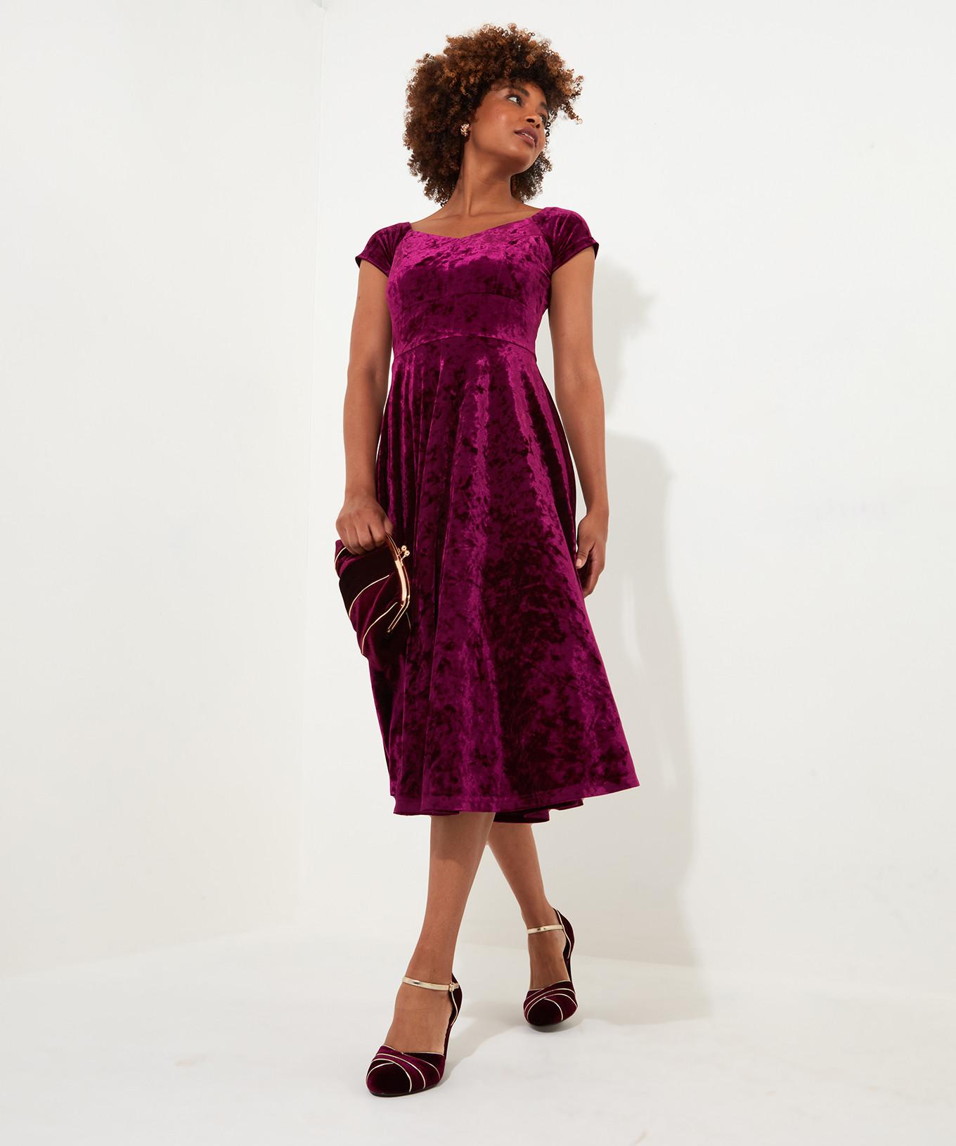 Joe Browns  Velours Kleid mit Sweetheart-Ausschnitt 