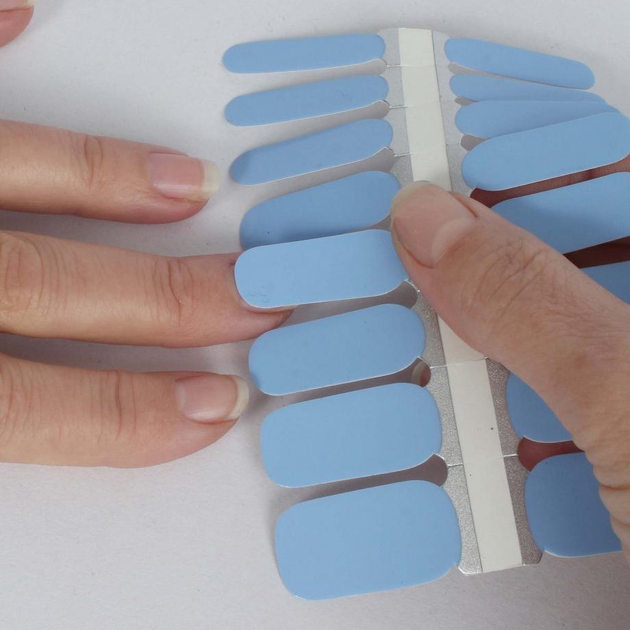 LAUED  films à ongles végétaliens solid blue City Pigeon 