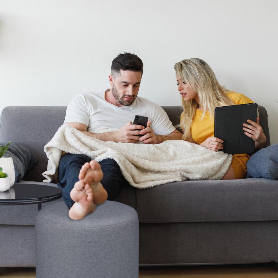 B2X Beistelltisch mit integriertem Hocker  