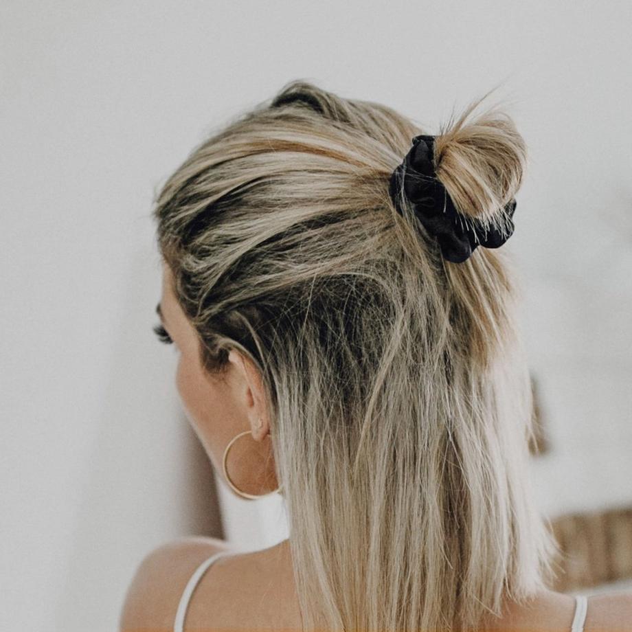 AILORIA  TRAVEL SET BEAUTY M Borsa di seta, maschera per dormire e scrunchie M 