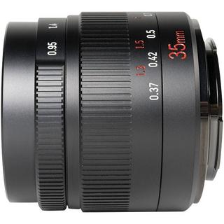 7ARTISANS  Festbrennweite 35 mm F0.95 
