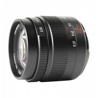 7ARTISANS  Festbrennweite 35 mm F0.95 