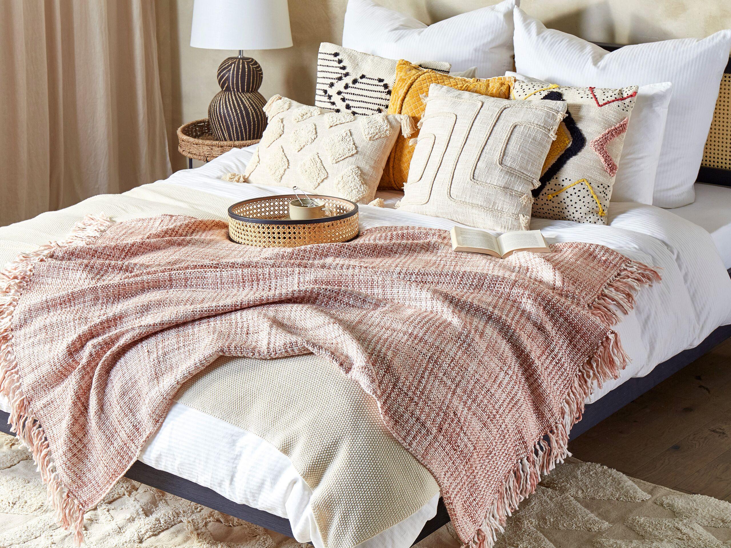 Beliani DEURALI Coperta Plaid Retrò a Quadri in Acrilico  