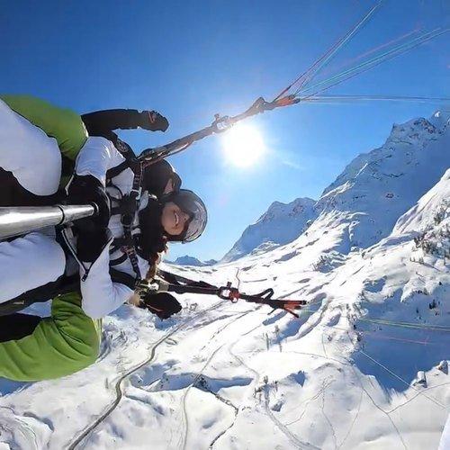 Geschenkidee  Vol en parapente Engadine - "Action" 15 minutes de vol (pour 1 personne) 