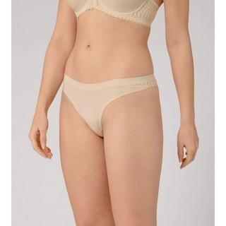 Triumph Aura Spotlight High Waist String  