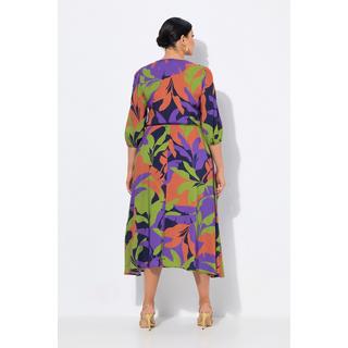 Ulla Popken Abito midi foglie linea ad A scollo a V manica 3/4  