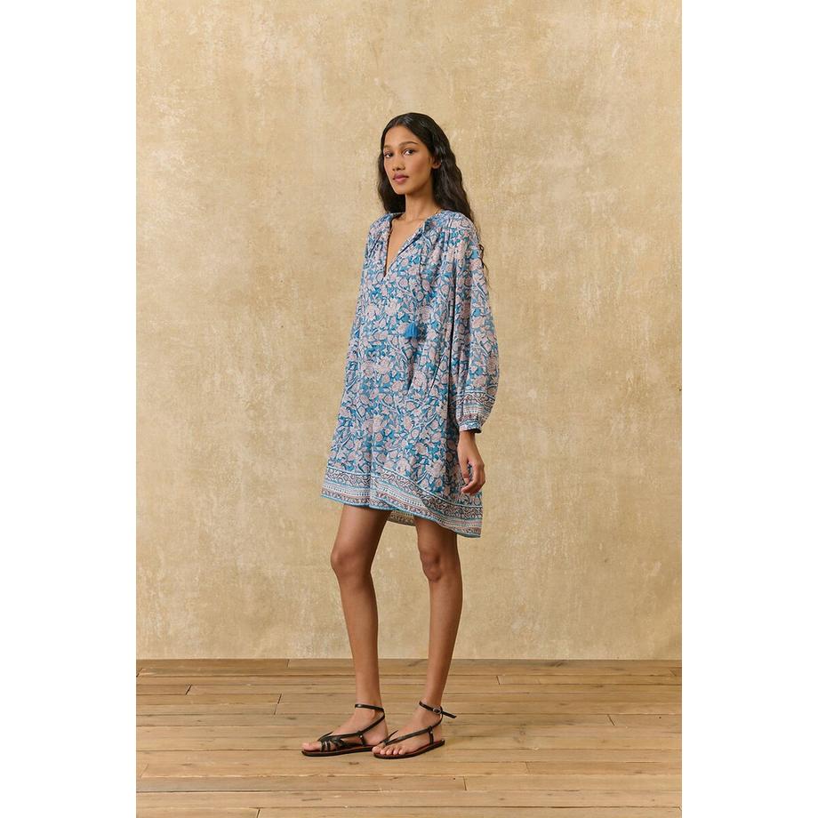 Louise-Misha Kurzes Kleid JANICE mit langen Ärmeln mit Blumendruck  