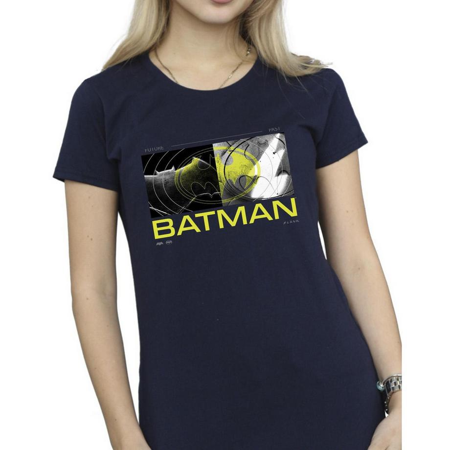 DC COMICS Future To Past Batman T-Shirt  