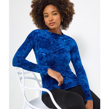 Enges Shirt mit winterlichem Flockdruck