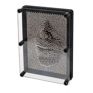 Out of the blue  Pinpression jeu de clous 19 x 14 cm 