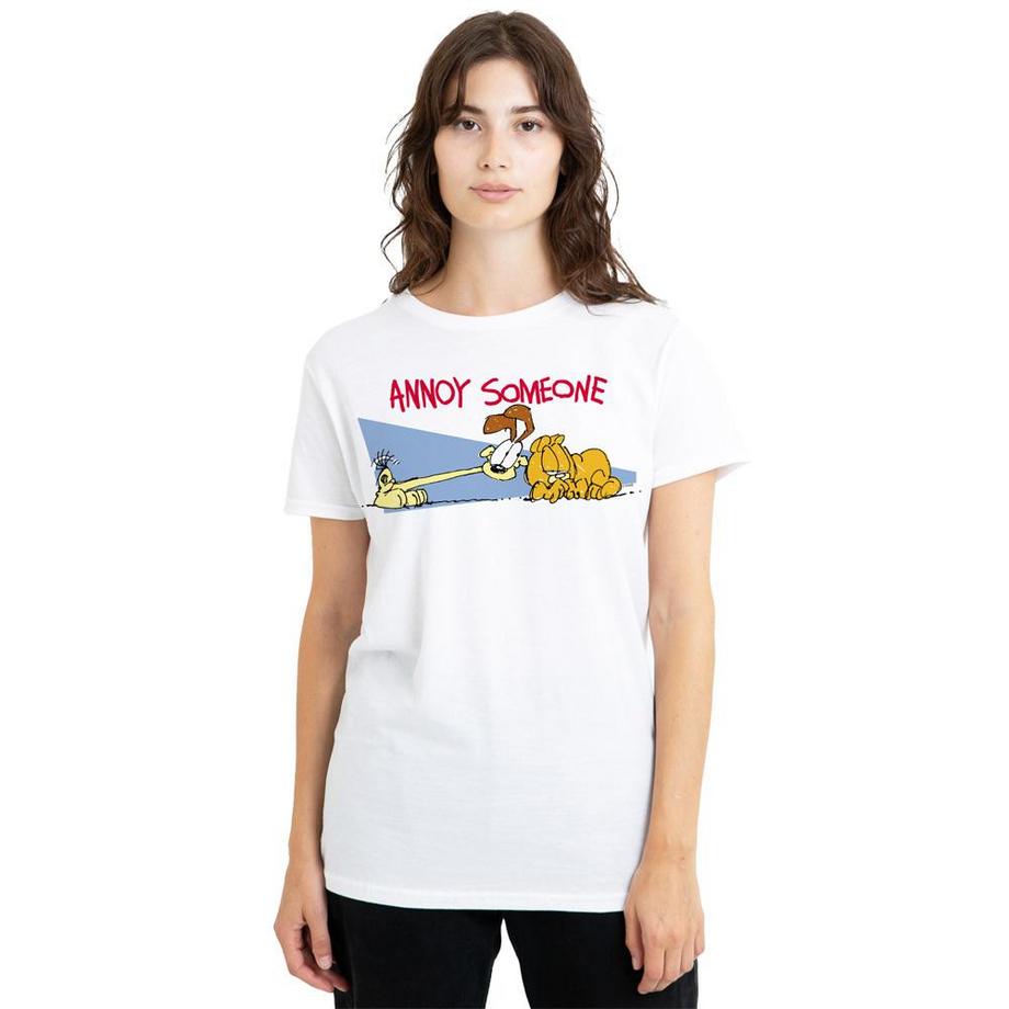 Garfield Annoy Someone T-Shirt  