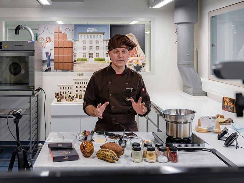 Smartbox  Romantica fuga a Gruyères con laboratorio di cioccolato presso Maison Cailler - Cofanetto regalo 
