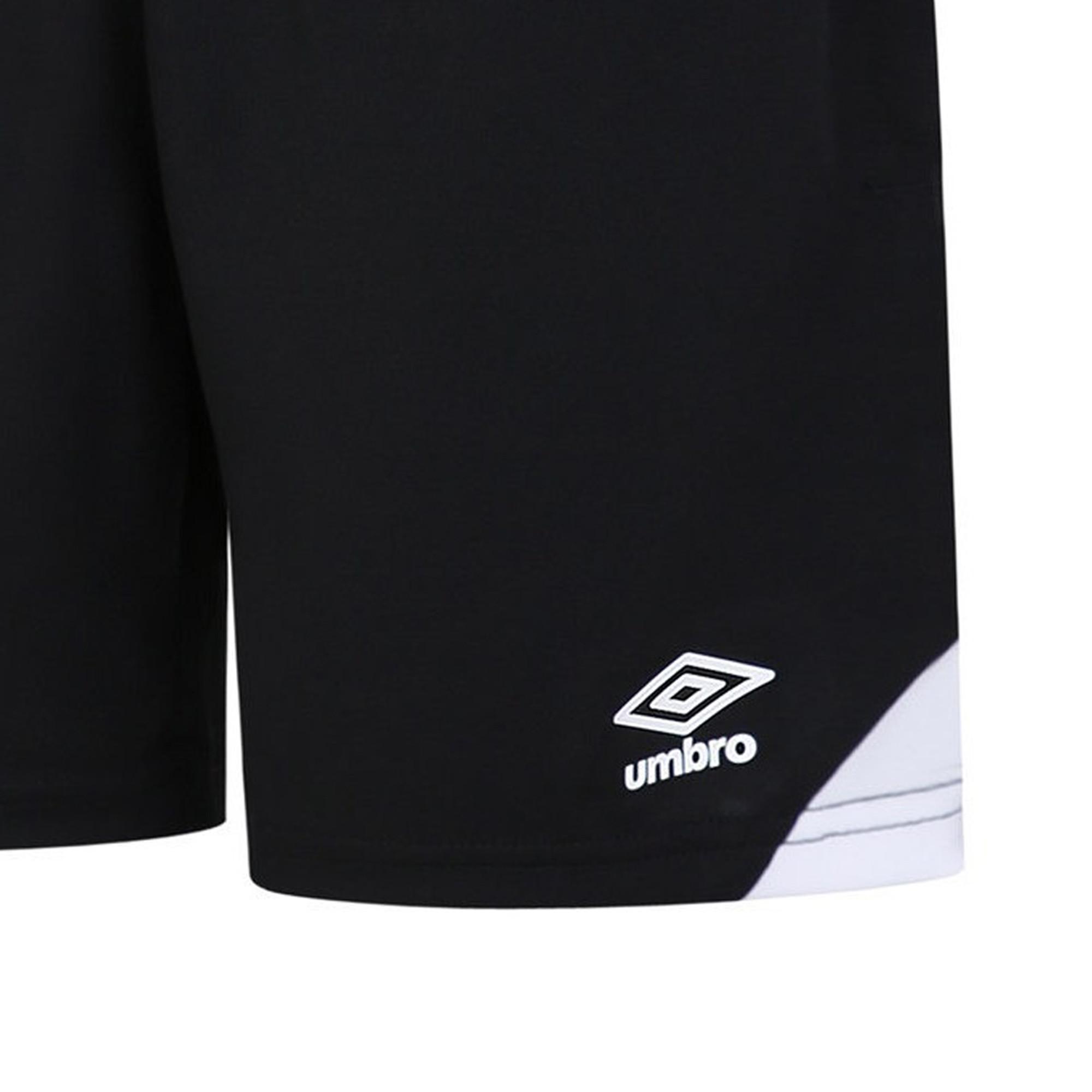 Umbro  Total Training Shorts 