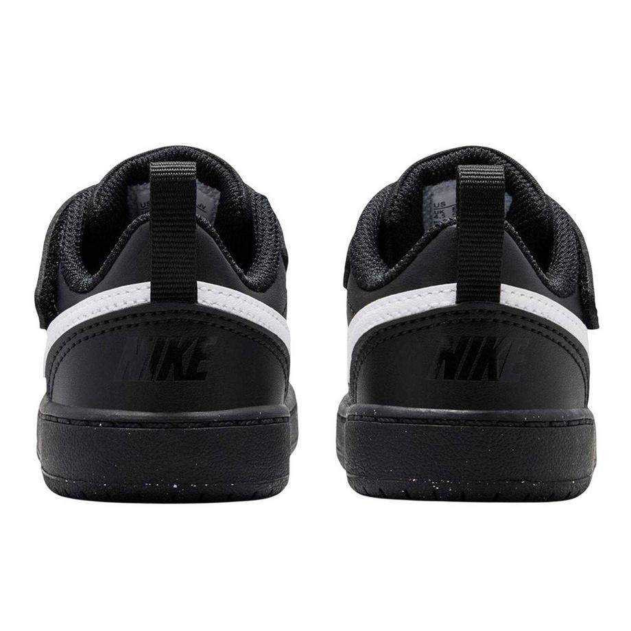 NIKE Baskets Court Borough en Cuir  