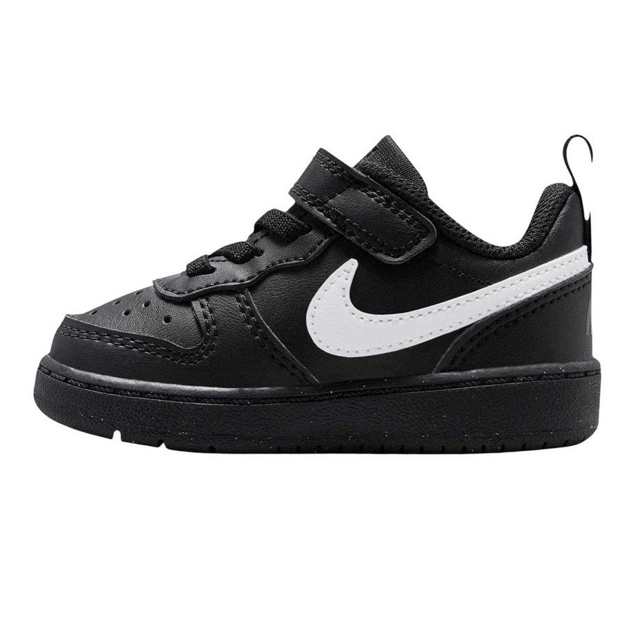 NIKE Baskets Court Borough en Cuir  