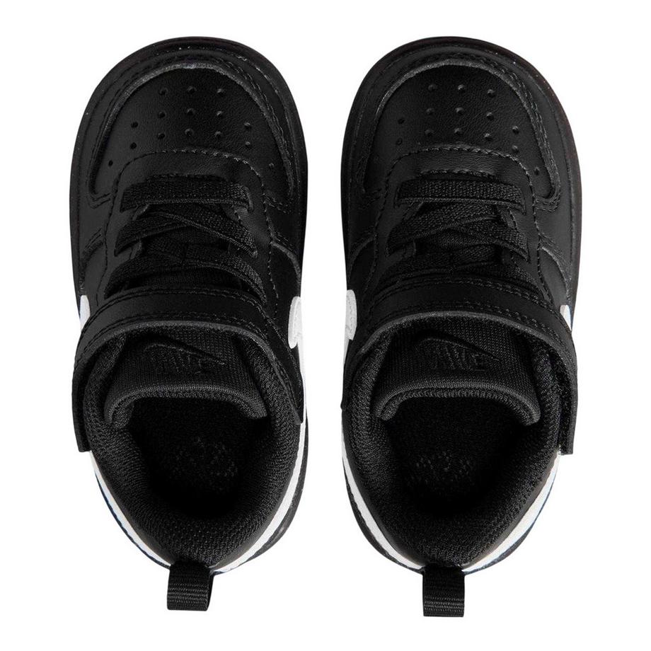 NIKE Baskets Court Borough en Cuir  