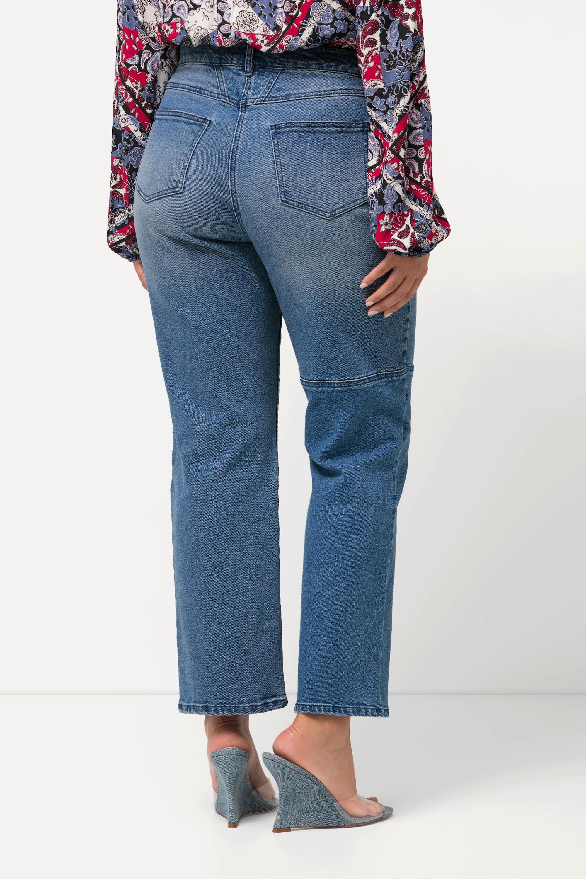 Ulla Popken  Jeans modello Mandy con effetto patchwork, cuciture decorative e taglio della gamba ampio 