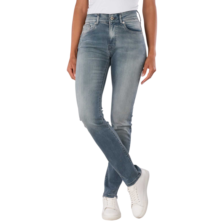 Grace Slim Fit