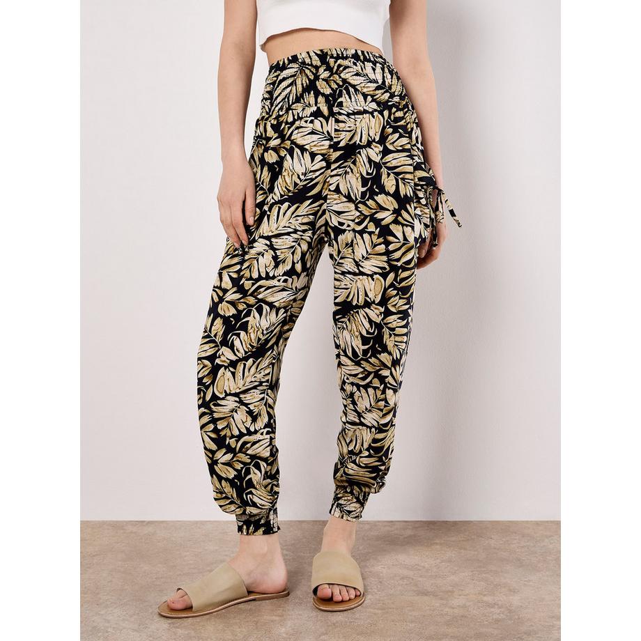 APRICOT Tropical Leaf Print Tapered Joggers  