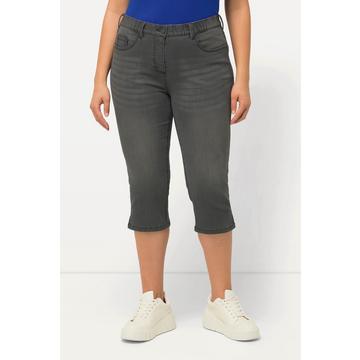 Capri Jeans Sarah, schmale 5-Pocket-Form, Saumschlitz