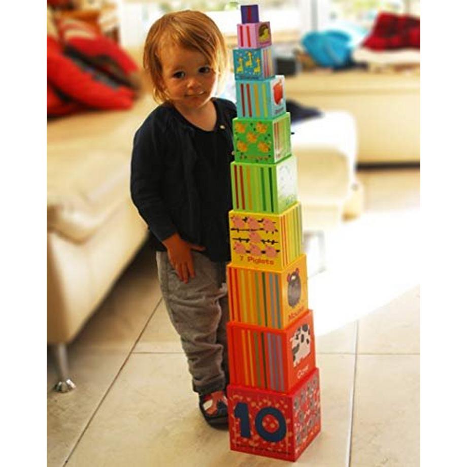 Activity-board  Stapelturm Holz - Bunte Würfel mit Zahlen, Buchstaben und Tieren stapeln oder ineinander stecken 