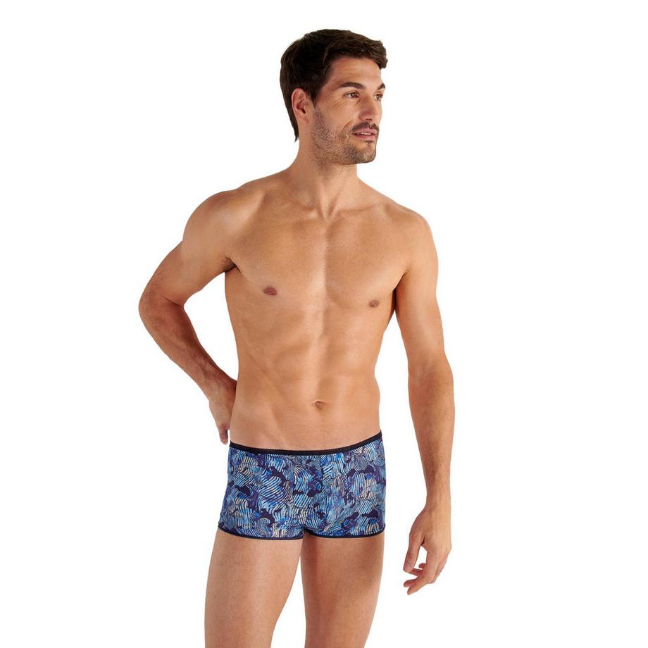 HOM Stretch Plume Barrett Trunk  
