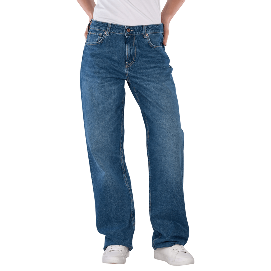 Hazel Loose Fit