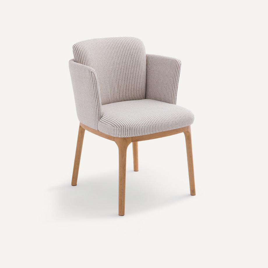 Fauteuil de table pied en chêne et tissu Jabote