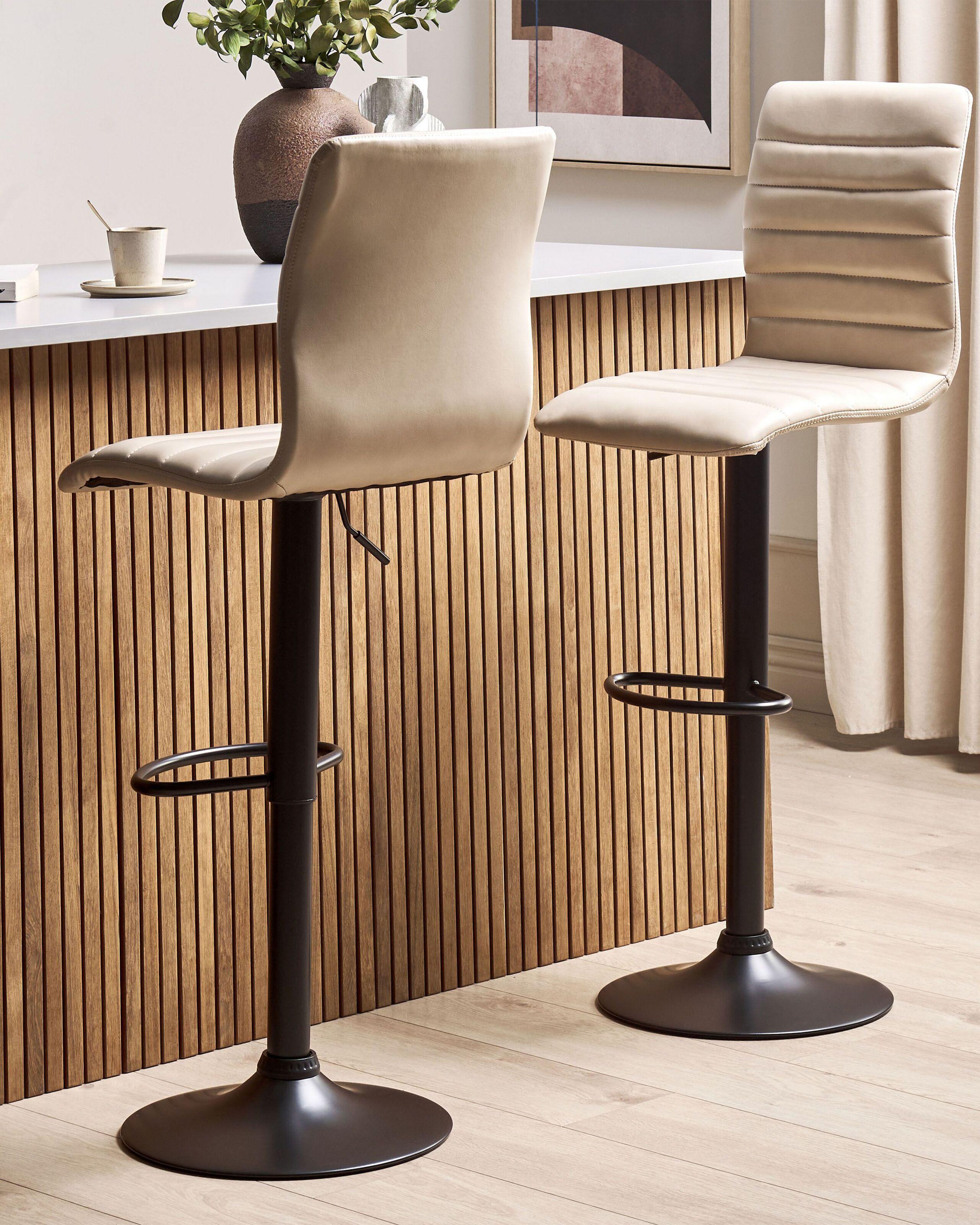 Beliani Lot de 2 chaises de bar en Cuir PU Moderne LUCERNE  