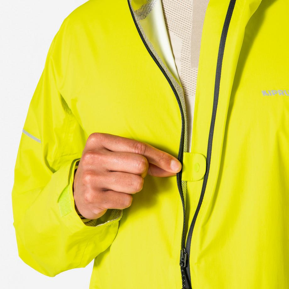 KIPRUN  Wasserdichte und atmungsaktive Laufjacke für Männer, Kiprun Run 900 Grün 