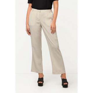 Ulla Popken  Pantalon cargo à jambe large. Poches cargo et agrafe de fermeture. 