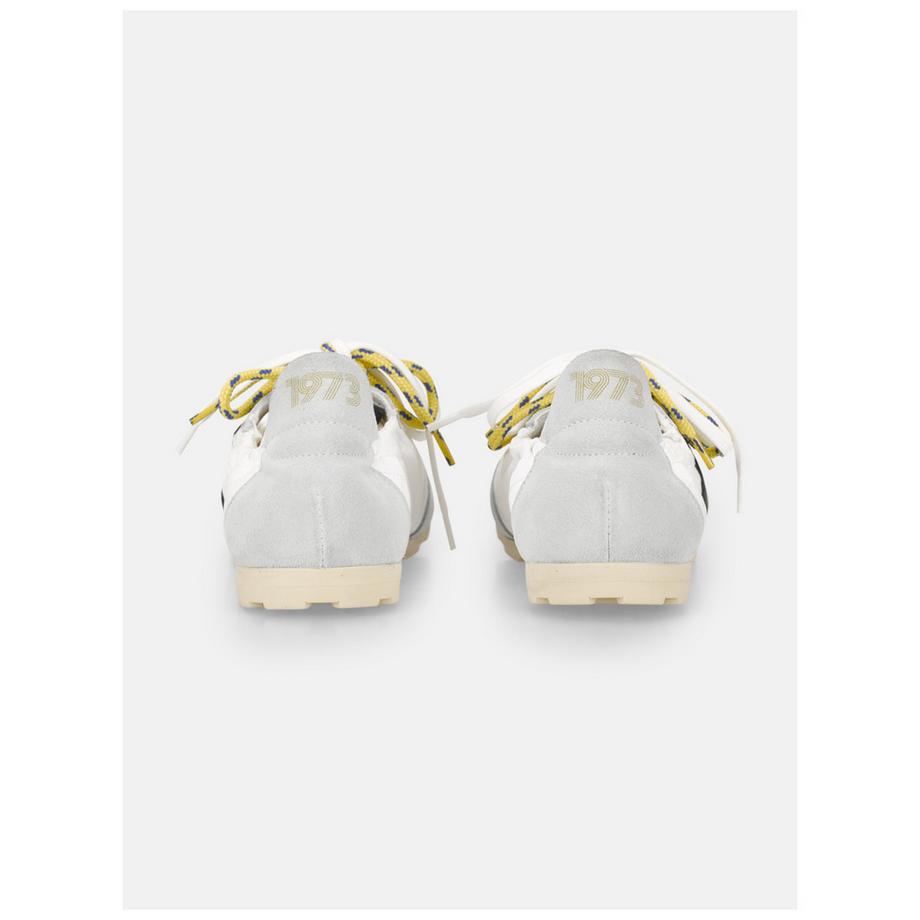 Felmini Retro Sneaker mit doppelten Schnürsenkeln  