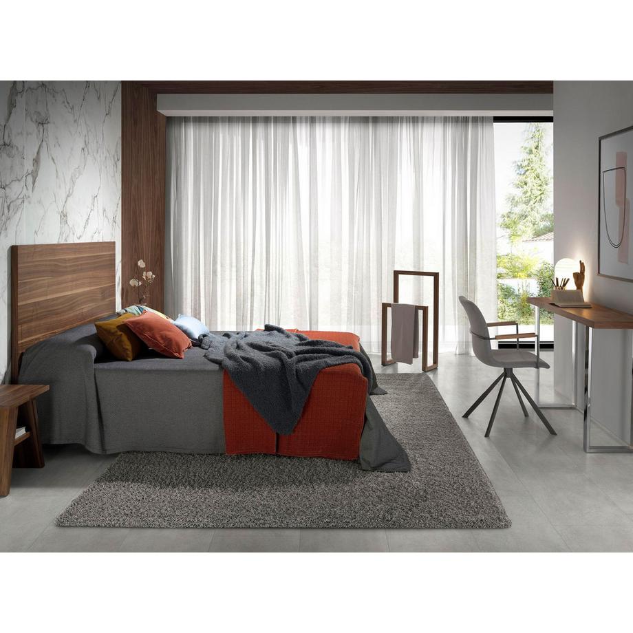 ANGEL CERDA Drehstuhl aus dunkelgrauem Stoff  