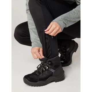 PROTEST  Jogginghose Frau  Prthaumea 