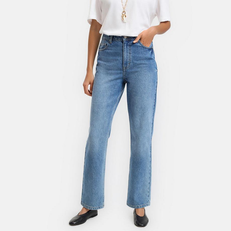 Jean droit taille standard