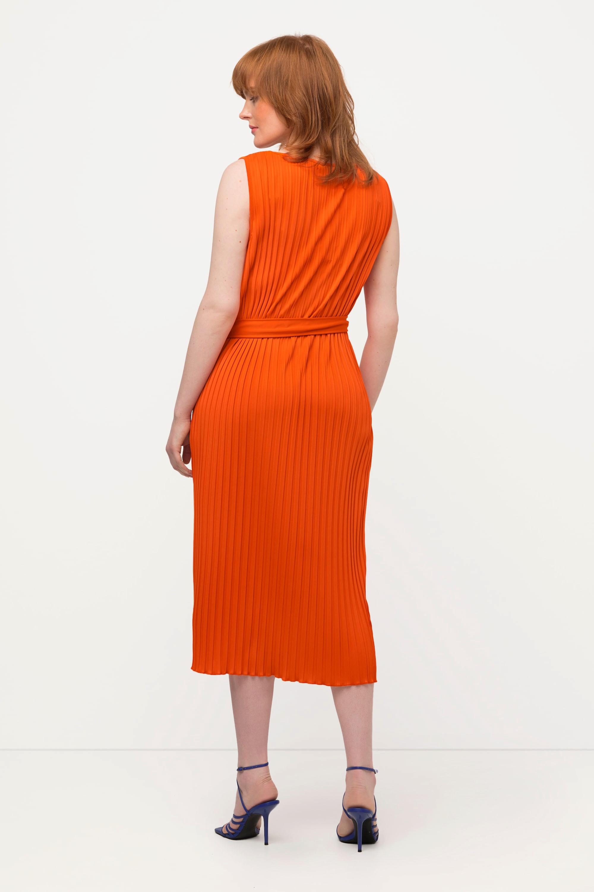 Ulla Popken Robe plissée A-ligne Col rond sans manches  