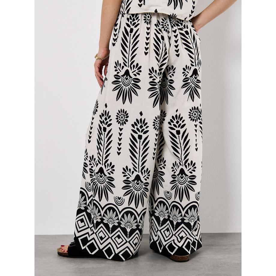 APRICOT Hose mit Blumenbordüre  