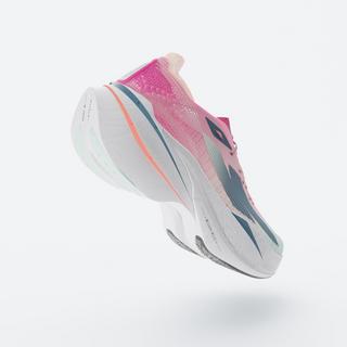 KIPRUN  Chaussures de running femme avec plaque carbone 