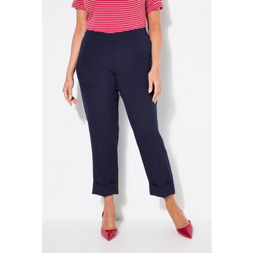 Pantaloni modello Rena con taglio della gamba corto e aderente e pieghe