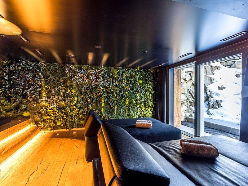Smartbox  Romantische Auszeit mit köstlichem Dinner und Spa in Zermatt - Geschenkbox 